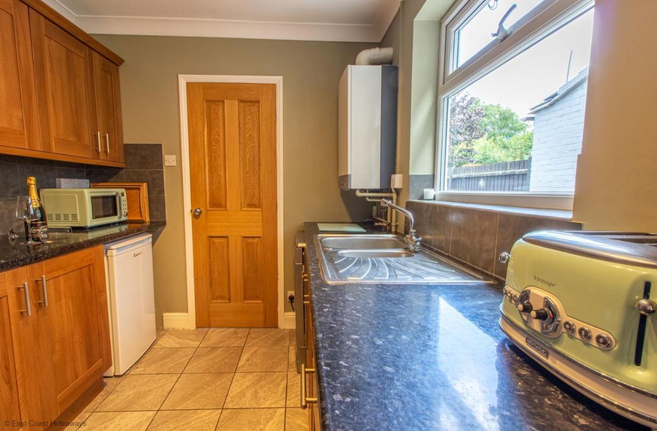 Modern Coastal Home Sleeping 5 - 2 Minute Walk To Pakefield Beach, Suffolk Eksteriør bilde