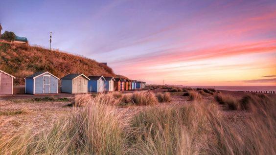 Modern Coastal Home Sleeping 5 - 2 Minute Walk To Pakefield Beach, Suffolk Eksteriør bilde